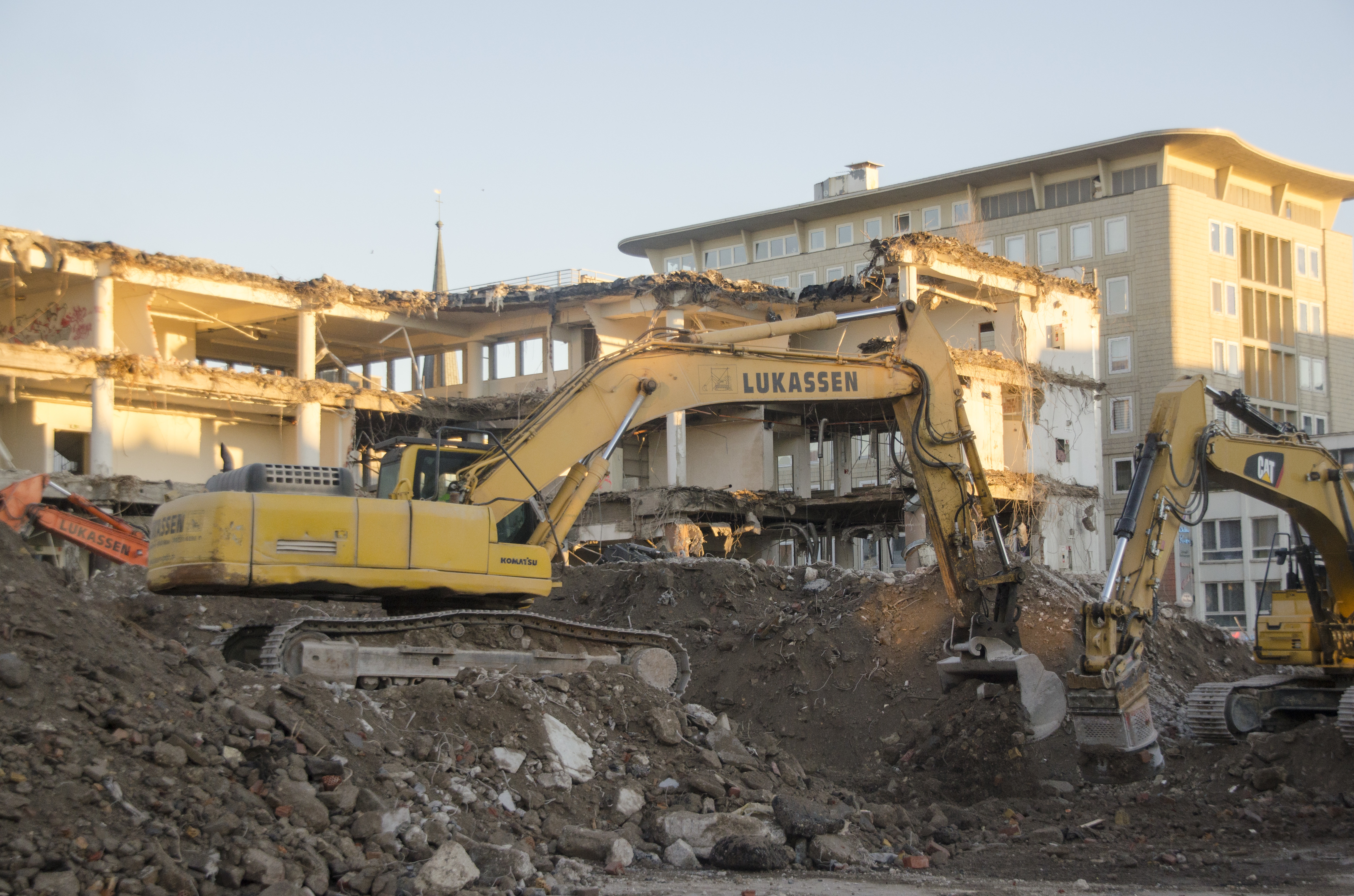 Fotos: Abriss des Kaufhof-Gebäudes in Mülheim