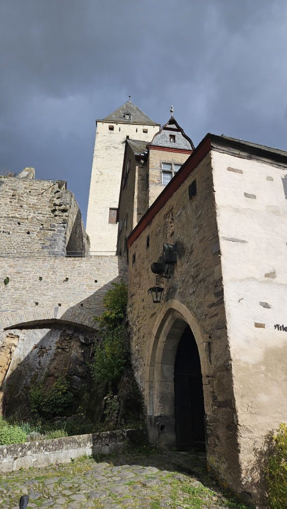 Bürresheim Castle